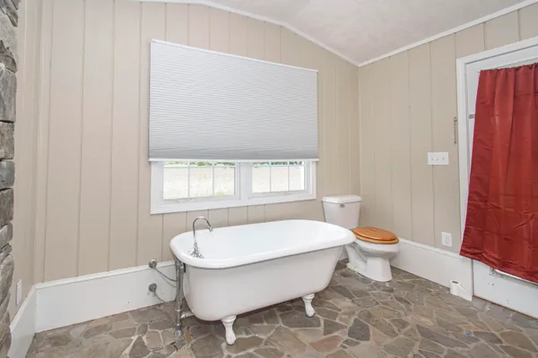 $1,275,000 | 7083 Foxfire Road, Catawba, VA 24070