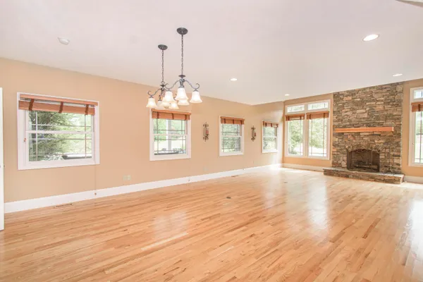 $1,275,000 | 7083 Foxfire Road, Catawba, VA 24070