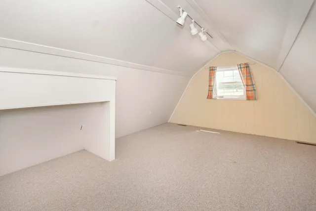 $1,275,000 | 7083 Foxfire Road, Catawba, VA 24070