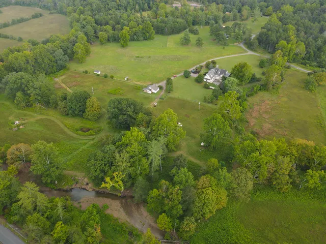 $1,275,000 | 7083 Foxfire Road, Catawba, VA 24070