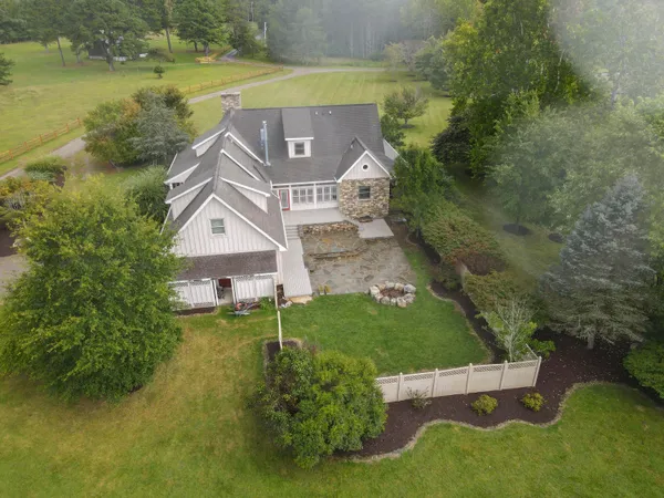 $1,275,000 | 7083 Foxfire Road, Catawba, VA 24070