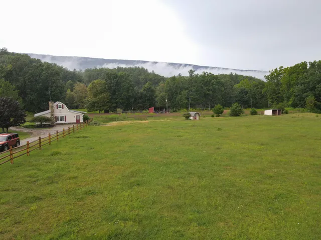 $1,275,000 | 7083 Foxfire Road, Catawba, VA 24070