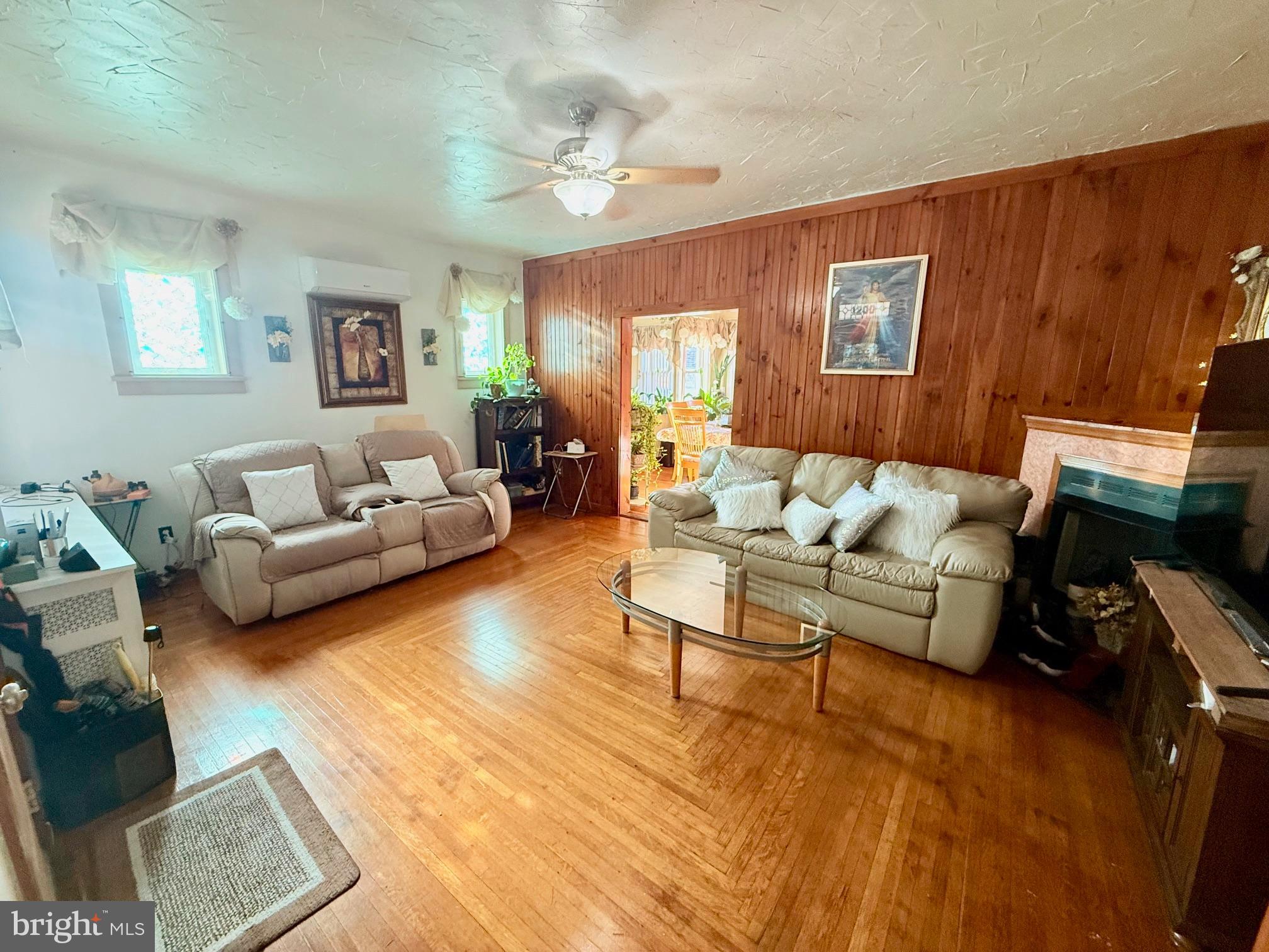 1200 Hampden Boulevard Reading, PA 19604 - Photo 8 of 32 a living room with furniture and a flat screen tv