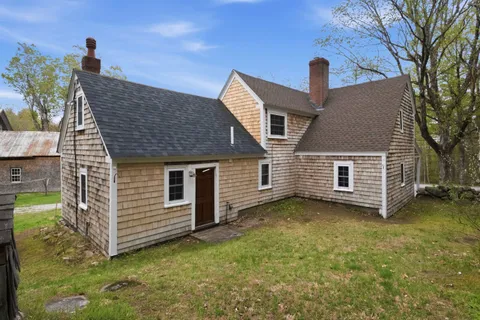 $320,000 | 275 Granite Road, Ossipee, NH 03864