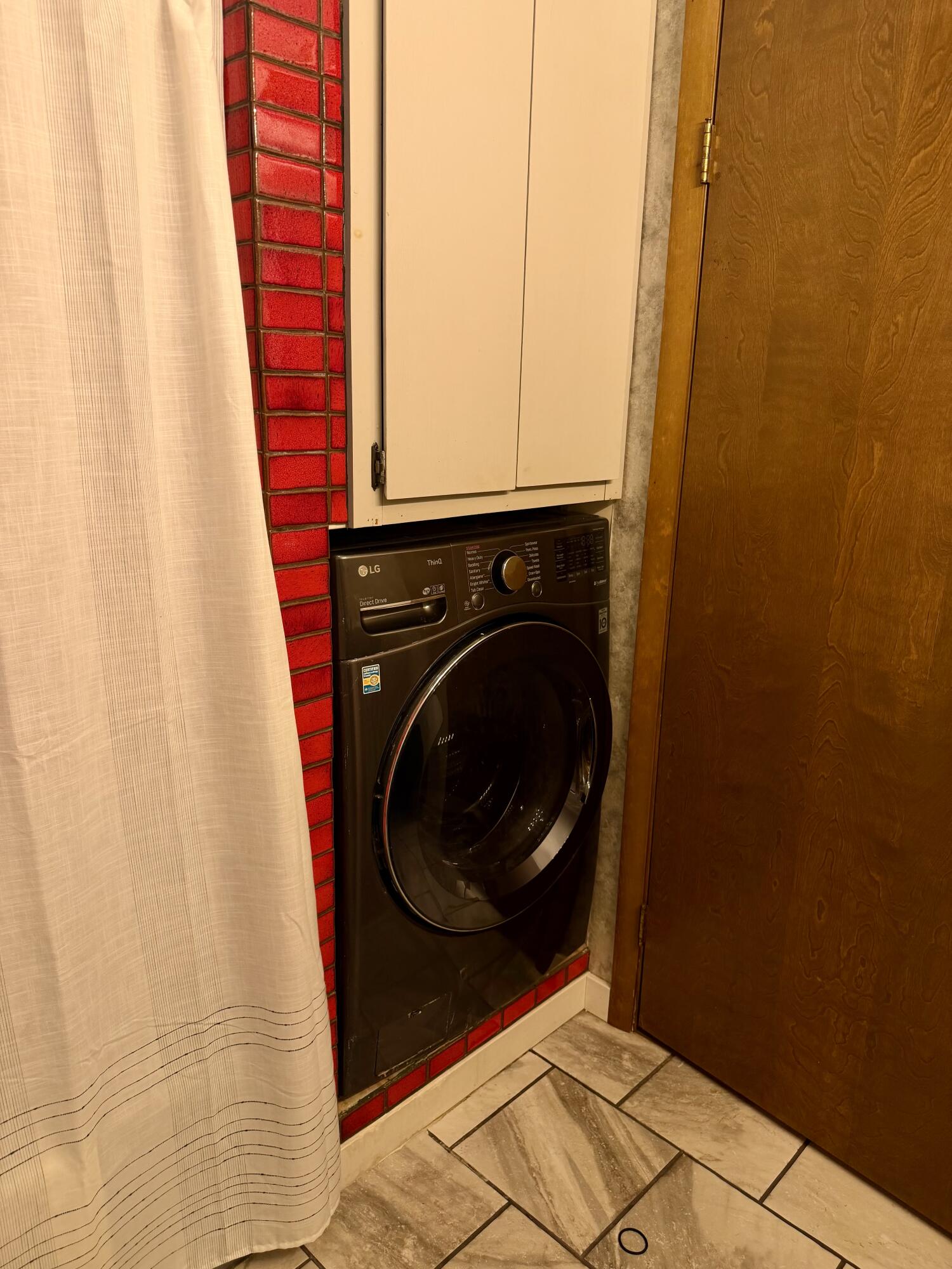 1821 West Hansen Road Scottville, MI 49454 - Photo 29 of 45 Main Laundry