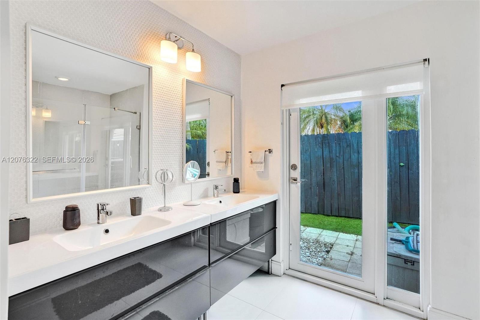 18 Boxwood Road Hollywood, FL 33021 - Photo 27 of 45 Gallery Image 27