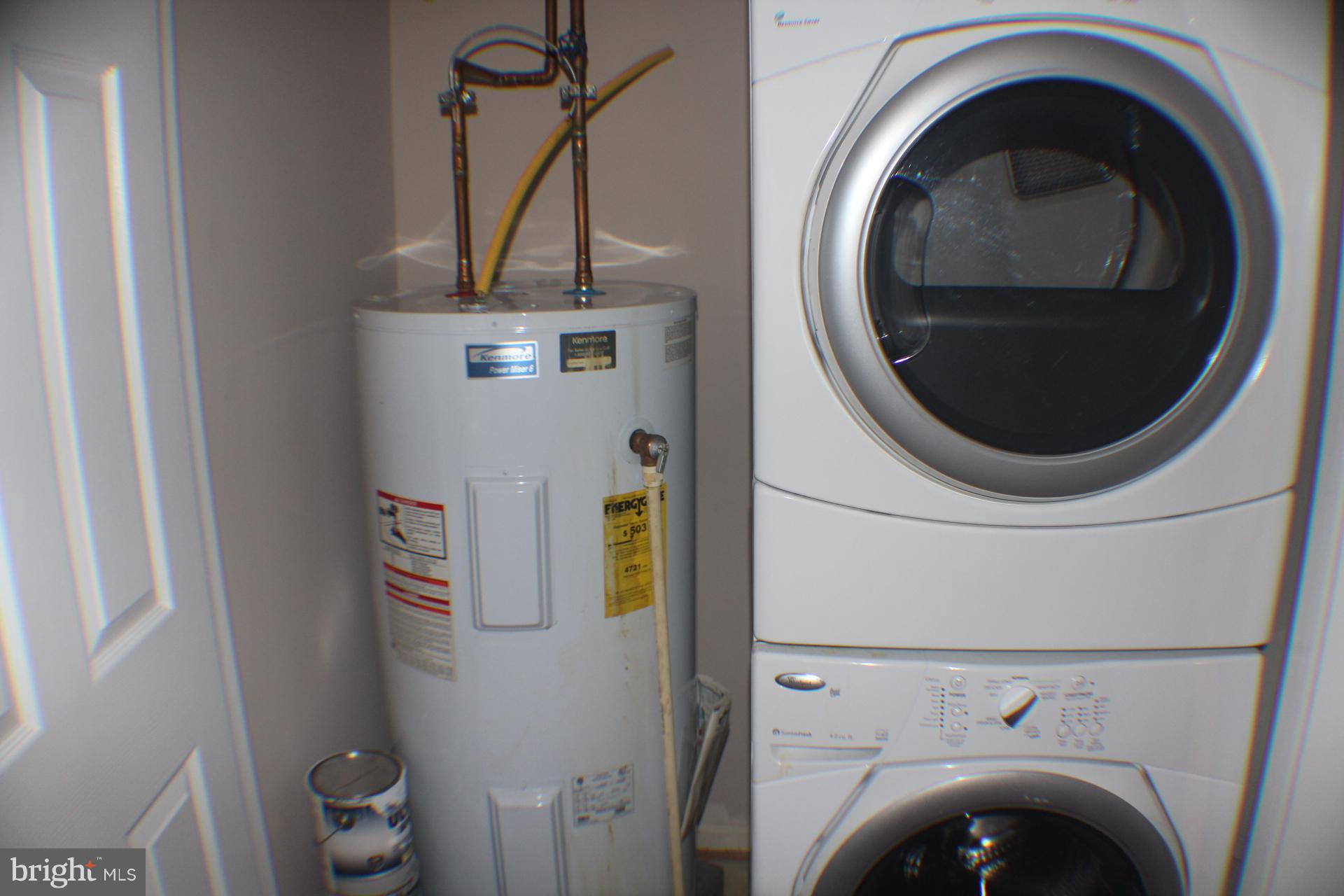 410 Ridgepoint Place, Unit 12 Gaithersburg, MD 20878 - Photo 22 of 24 Laundry Room