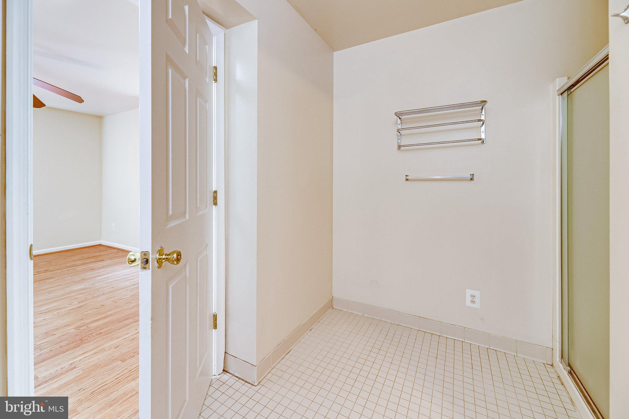 7508 Hamlet Street Springfield, VA 22151 - Photo 16 of 53