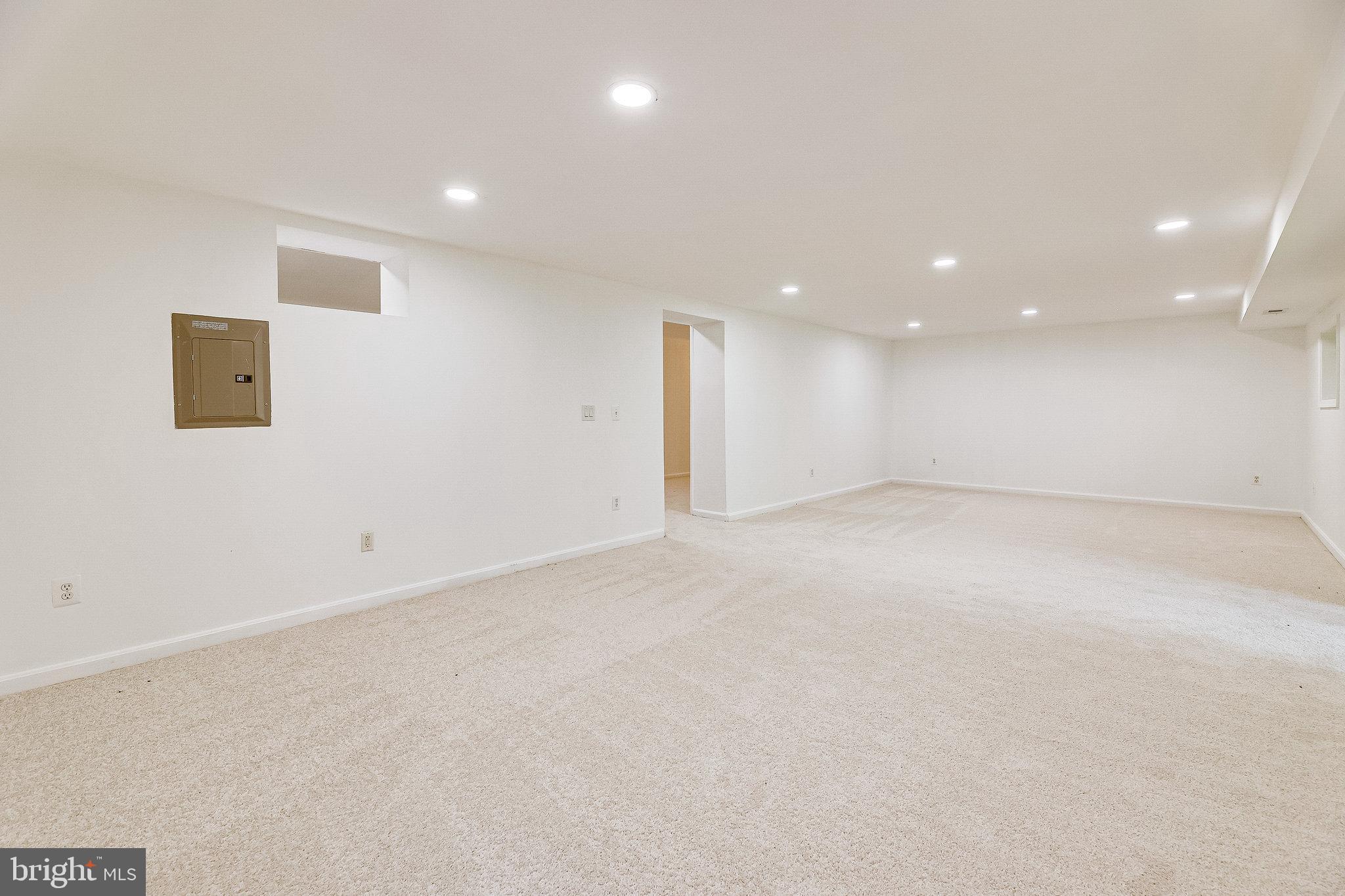7508 Hamlet Street Springfield, VA 22151 - Photo 41 of 53