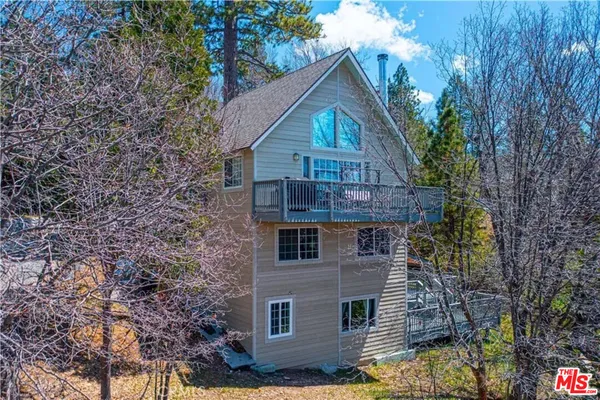$2,295 | 28665 Zion Drive, Lake Arrowhead, CA 92352