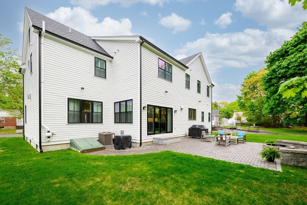 7 Phyllis Lane Milton, MA 02186 - Photo 33 of 37