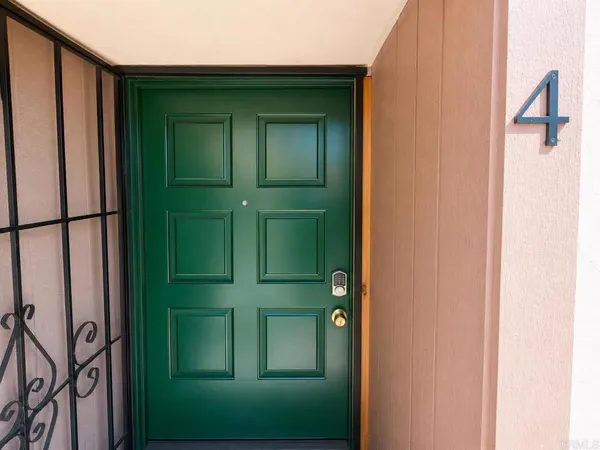 $430,000 | 8767 Navajo Road, Unit 4, San Diego, CA 92119