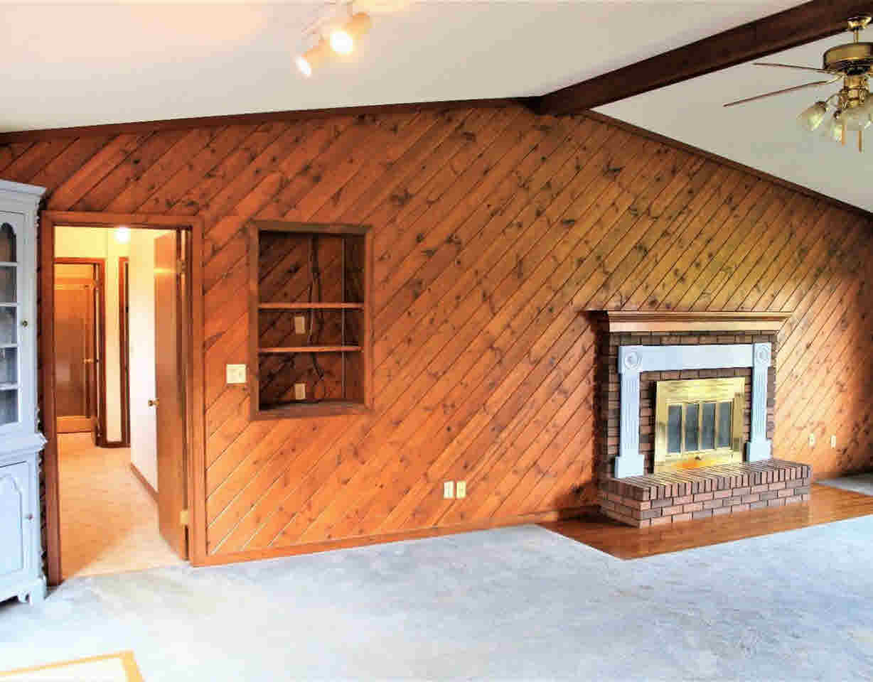 7421 Beecher Road Flint, MI 48532 - Photo 10 of 28 21355912-9.JPG