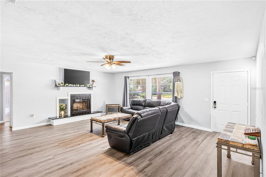 2627 Unity Tree Drive Edgewater, FL 32141 - Photo 6 of 30 Gallery Image 6