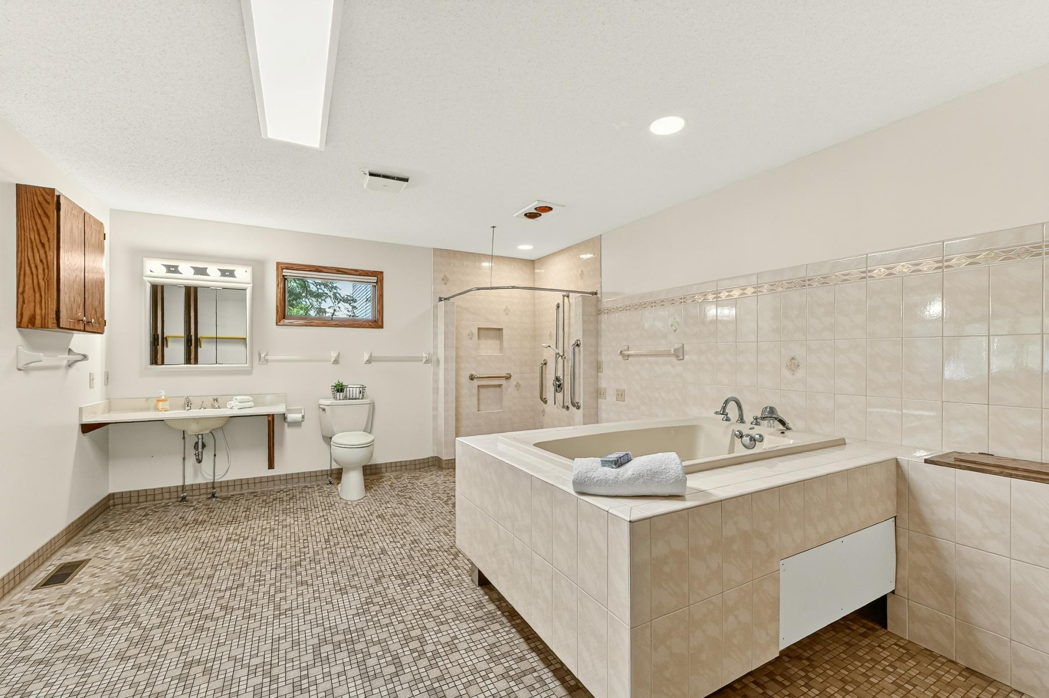 1535 8th Avenue Southeast Rochester, MN 55904 - Photo 15 of 34 Gallery Image 15