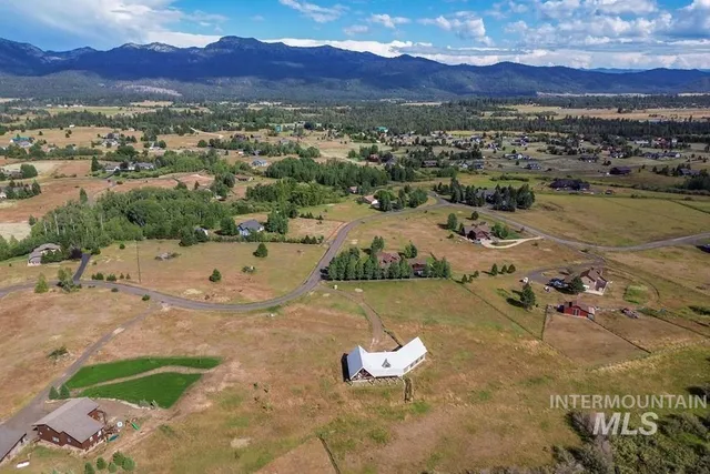 $839,000 | 14003 Easy Street, McCall, ID 83638