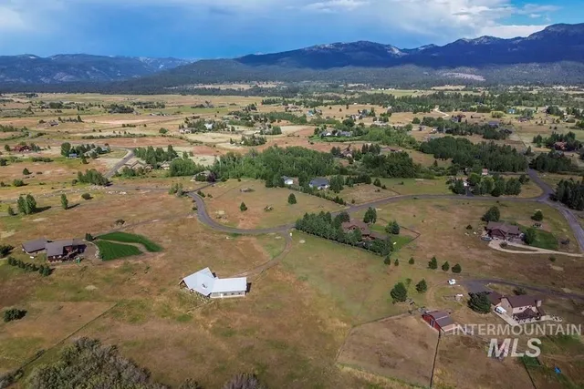 $839,000 | 14003 Easy Street, McCall, ID 83638