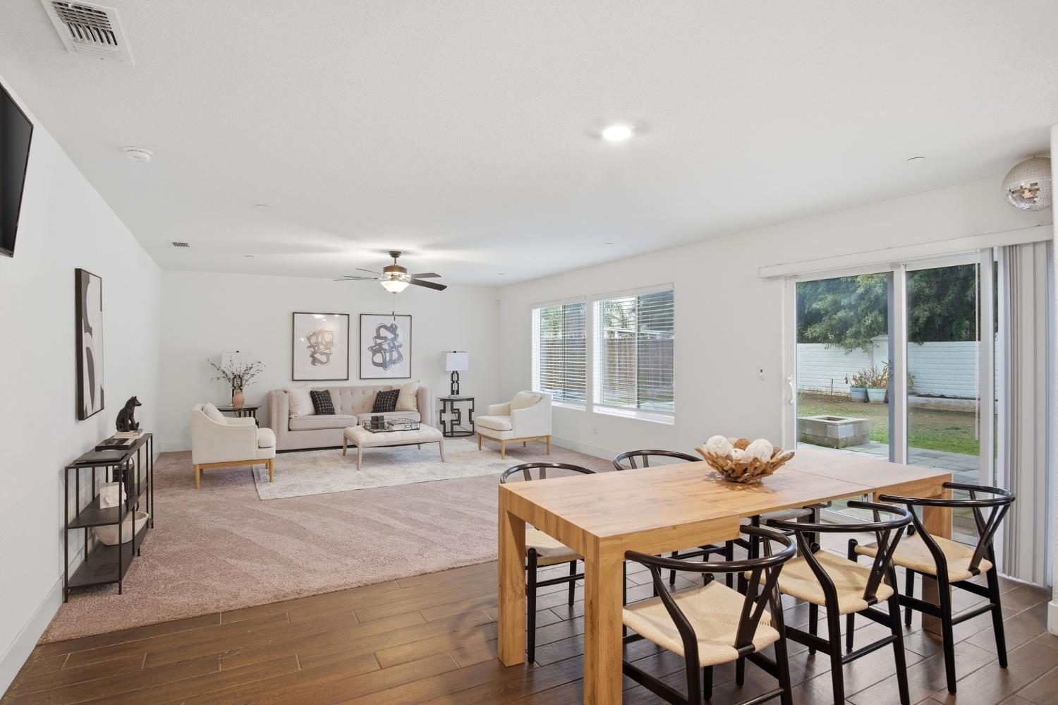 1666 Oak Street Los Banos, CA 93635 - Photo 10 of 34 a view of a dining room with furniture window and outside view