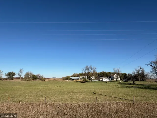 $195,900 | 31925 Paul Avenue, Worthington, MN 56187