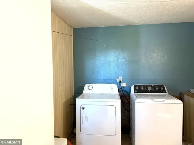 $195,900 | 31925 Paul Avenue, Worthington, MN 56187