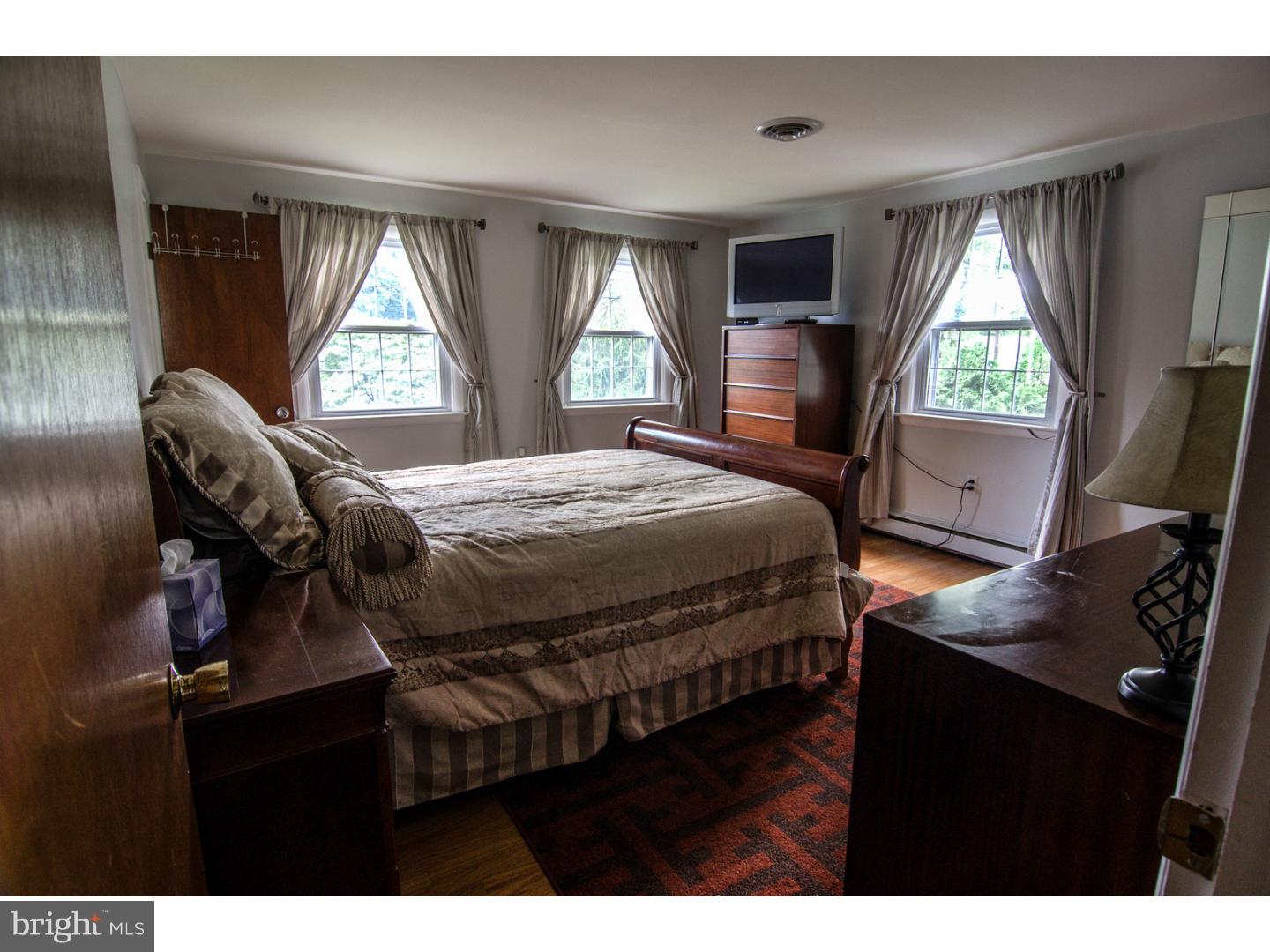 301 Valley View Road Springfield, PA 19064 - Photo 16 of 25 Bedroom 4
