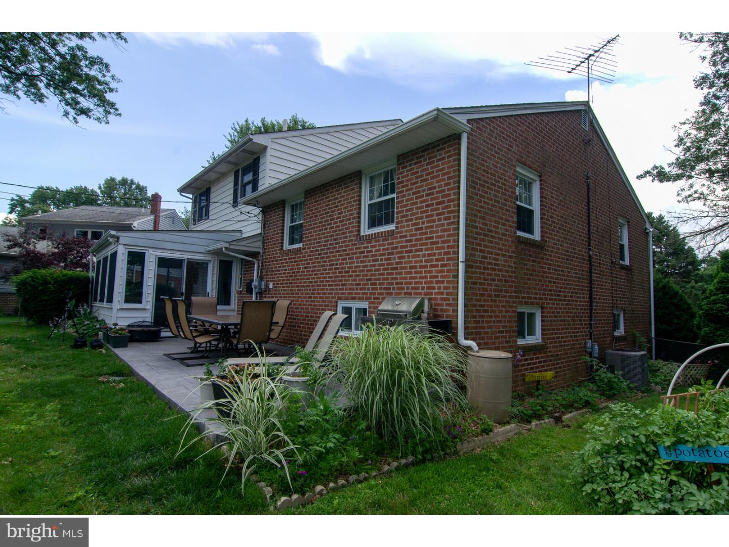 301 Valley View Road Springfield, PA 19064 - Photo 3 of 25 Exterior Side