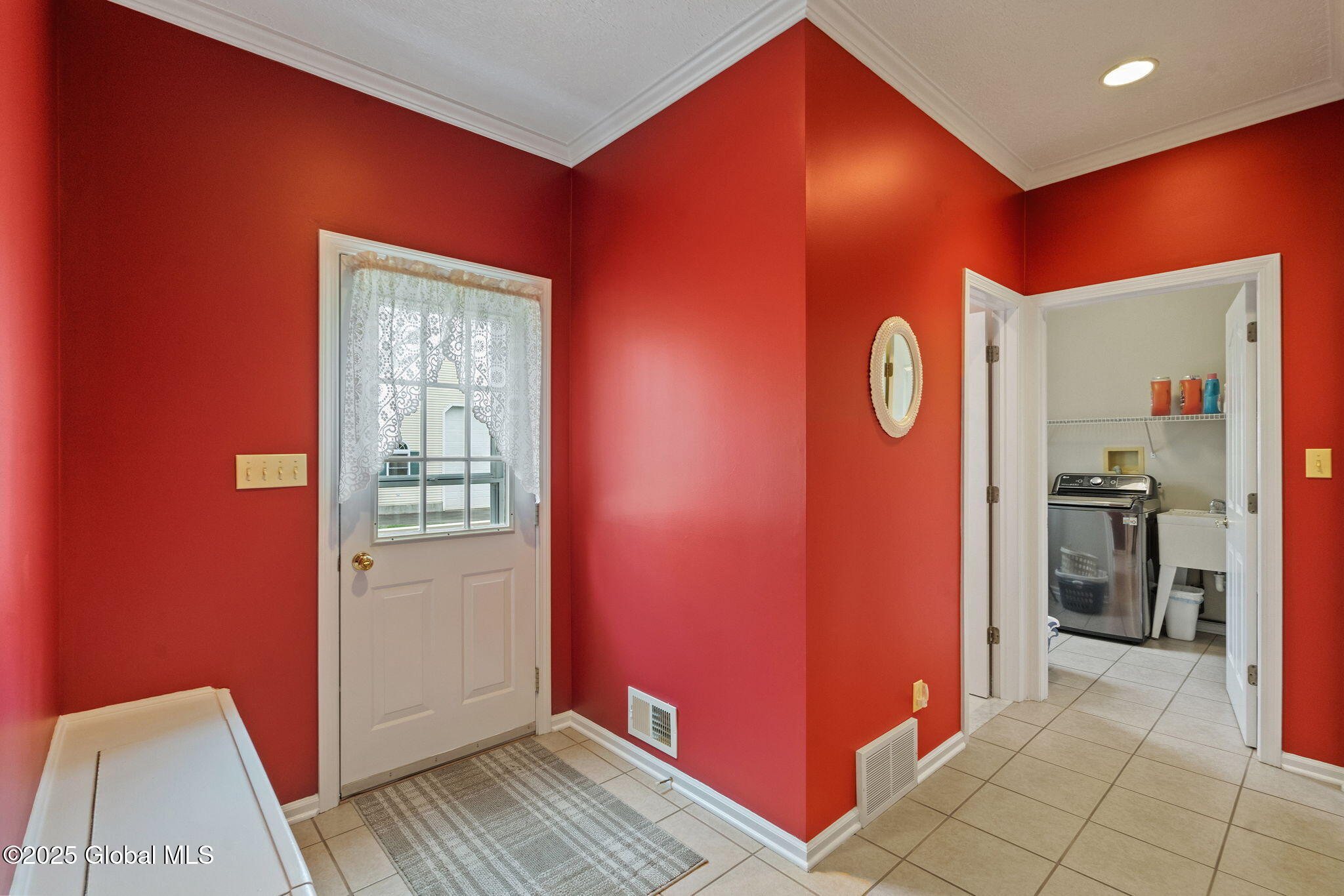 172 Weisheit Road Bethlehem, NY 12158 - Photo 21 of 61 25-web-or-mls-172-weisheit-rd