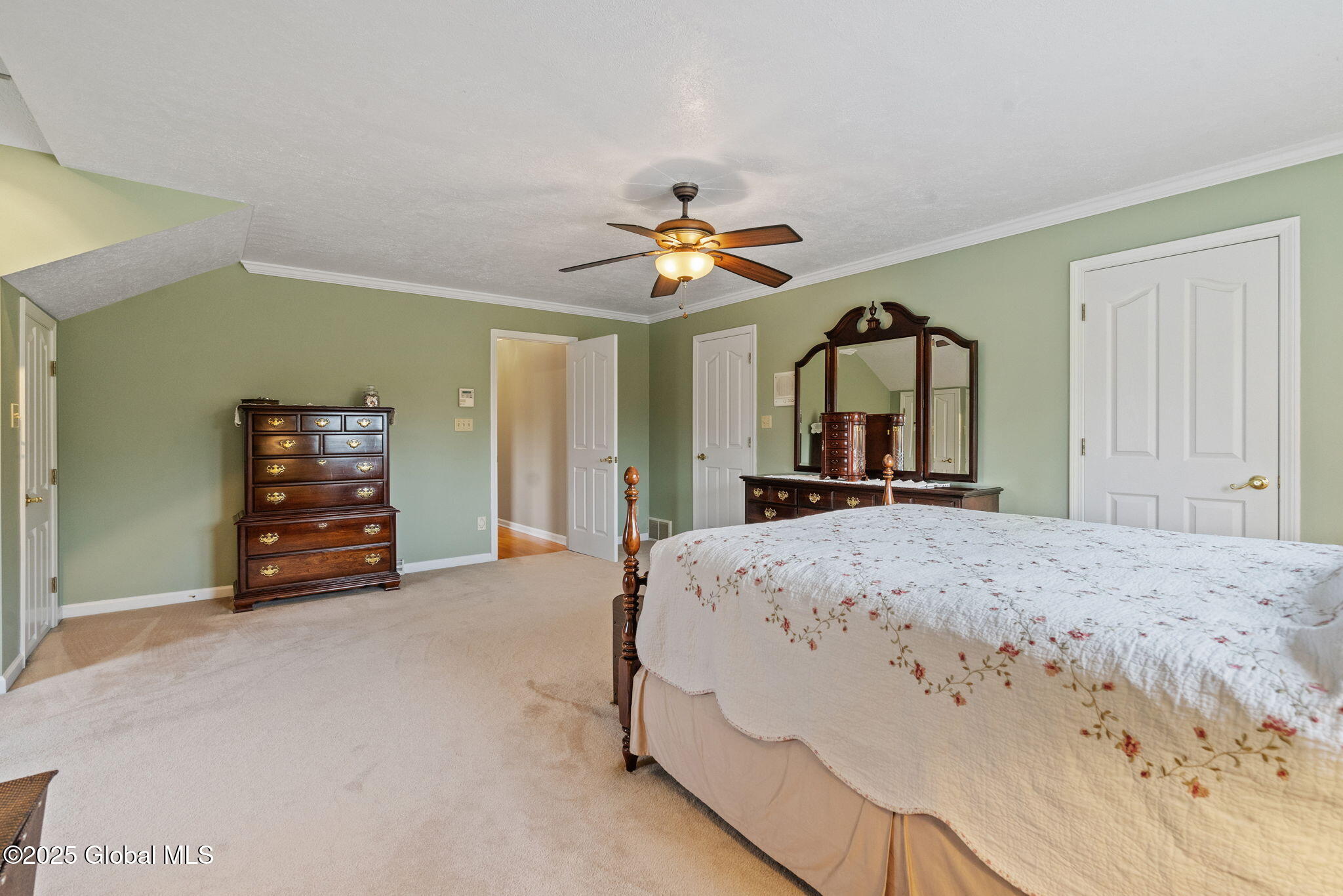 172 Weisheit Road Bethlehem, NY 12158 - Photo 33 of 61 50-web-or-mls-172-weisheit-rd