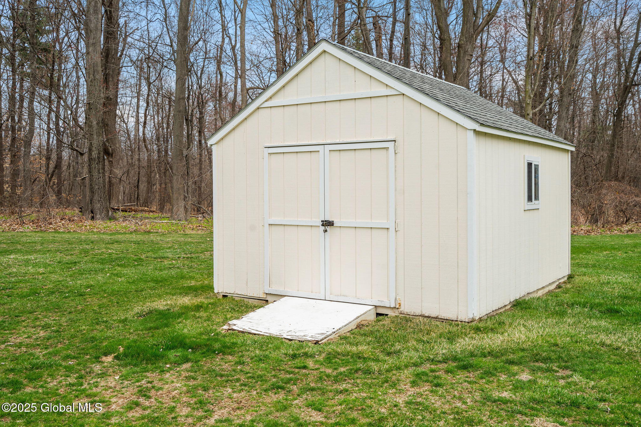172 Weisheit Road Bethlehem, NY 12158 - Photo 47 of 61 60-web-or-mls-172-weisheit-rd