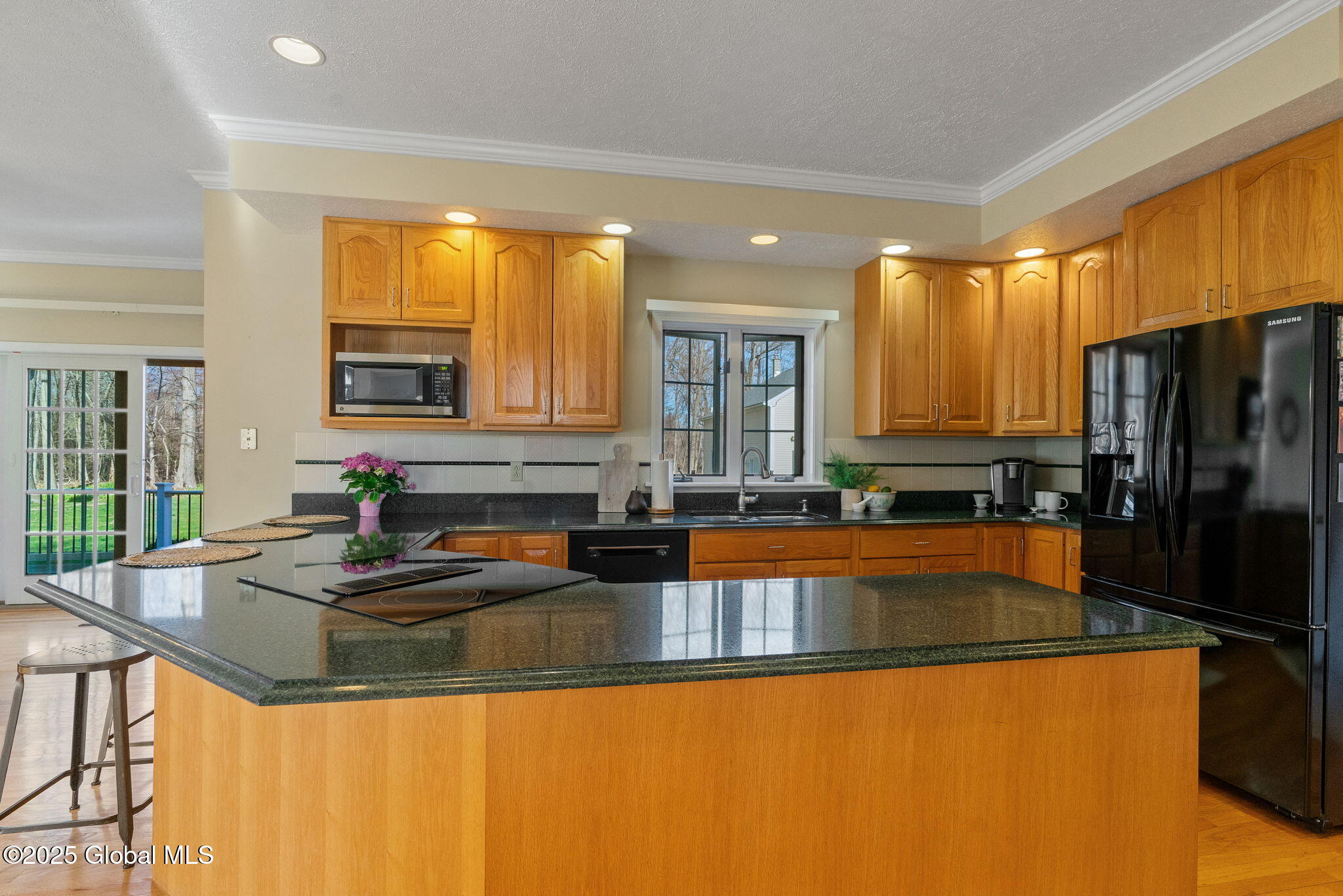 172 Weisheit Road Bethlehem, NY 12158 - Photo 10 of 61 80-web-or-mls-172-weisheit-rd