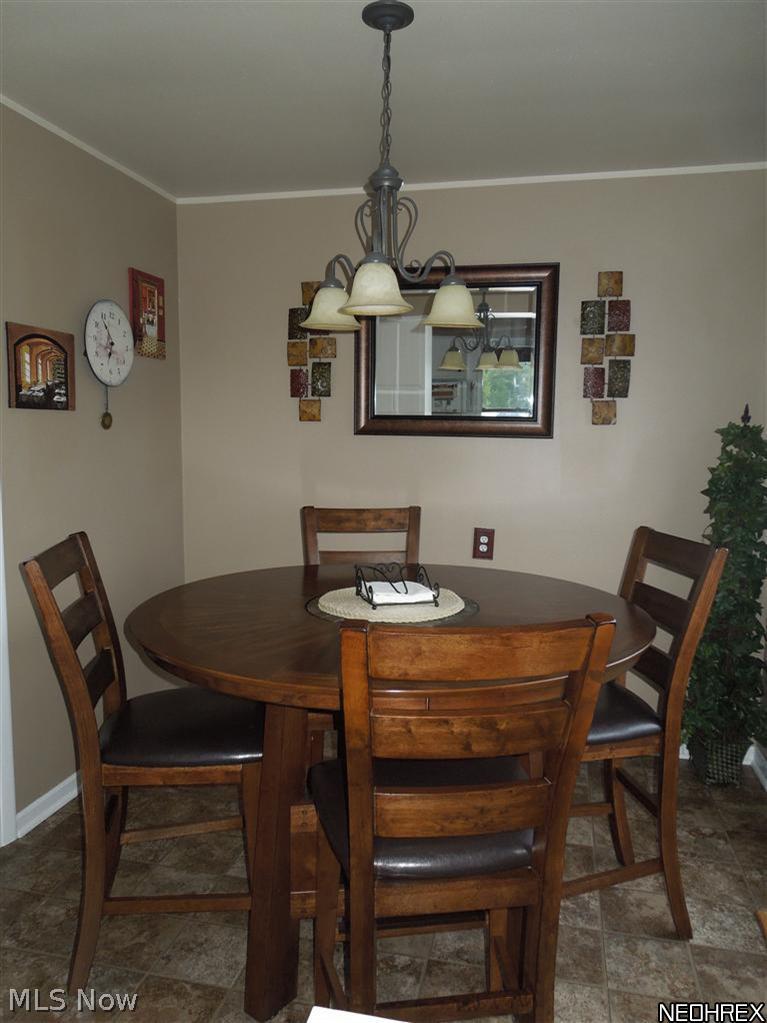4604 5th Street Northwest Canton, OH 44708 - Photo 10 of 25 The dinette is a great place to enjoy the informal meals or conversation. You can also enjoy the view outside from the window! (Window not showing in pic.)