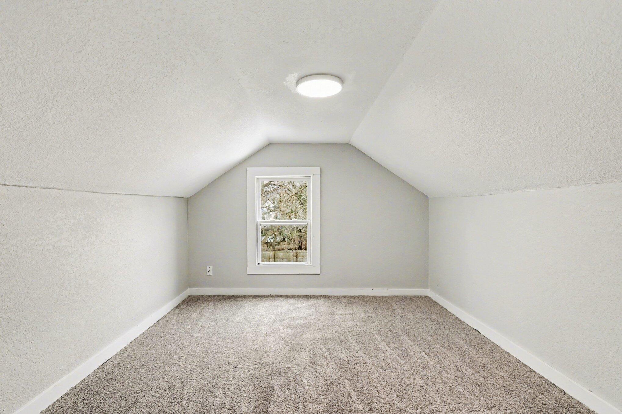 905 North Sycamore Street Lansing, MI 48906 - Photo 17 of 28 017_file_6976