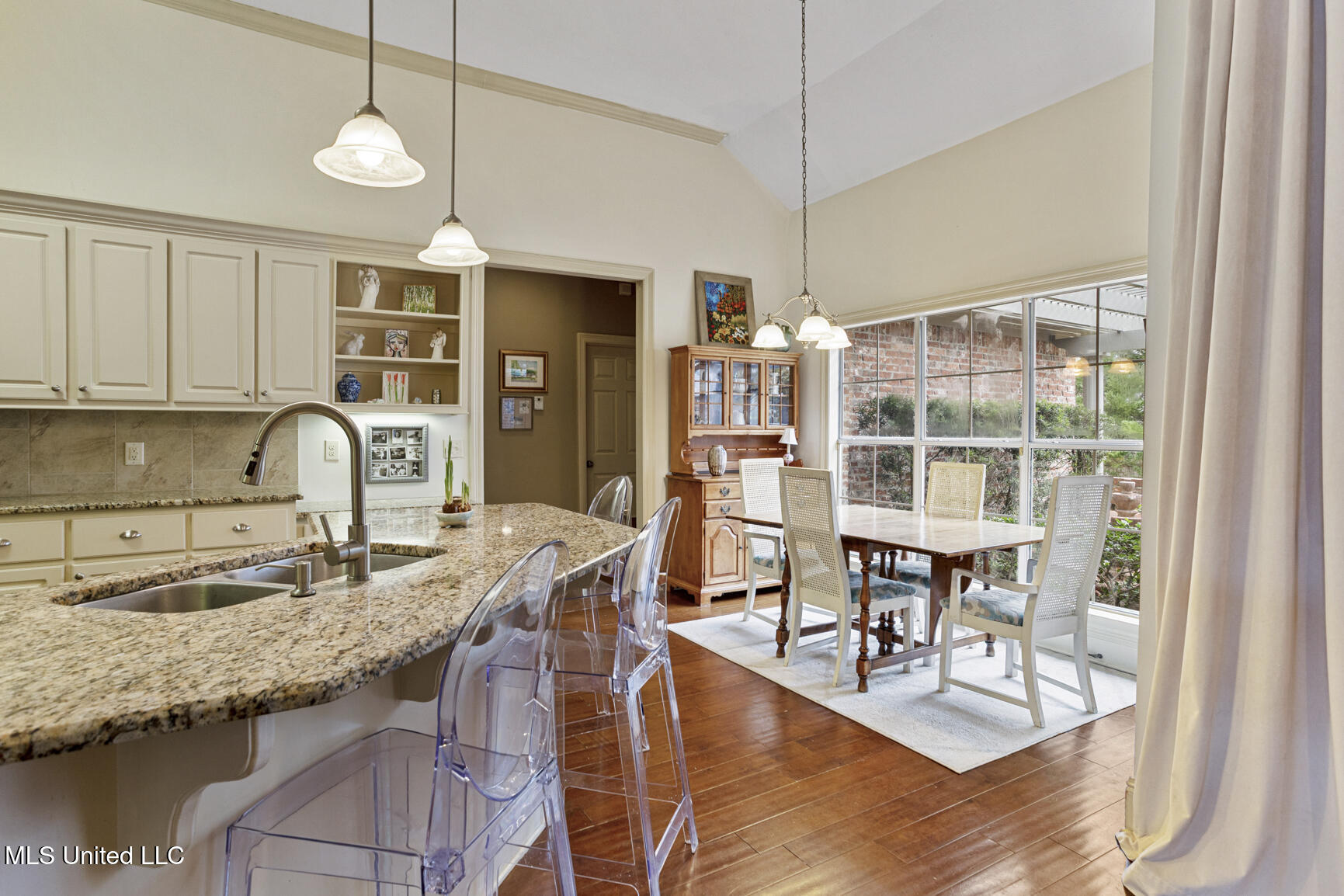 146 French Branch Madison, MS 39110 - Photo 7 of 34 146 French Branch-8