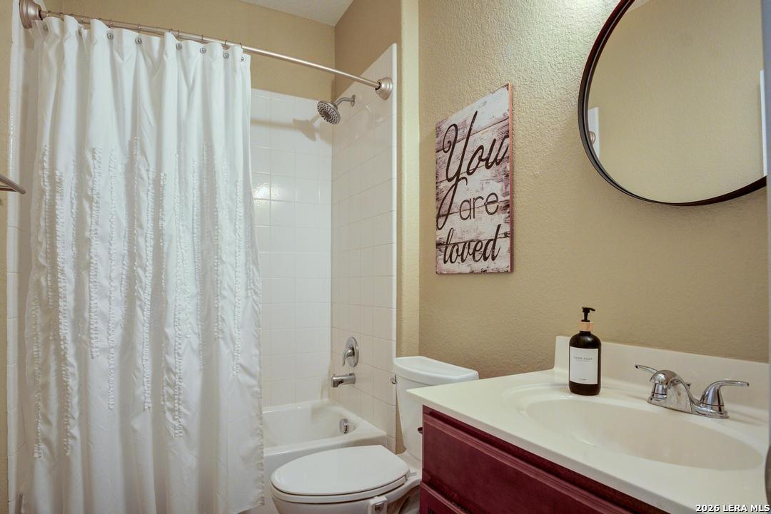 104 Prairie Falcon Boerne, TX 78006 - Photo 18 of 29