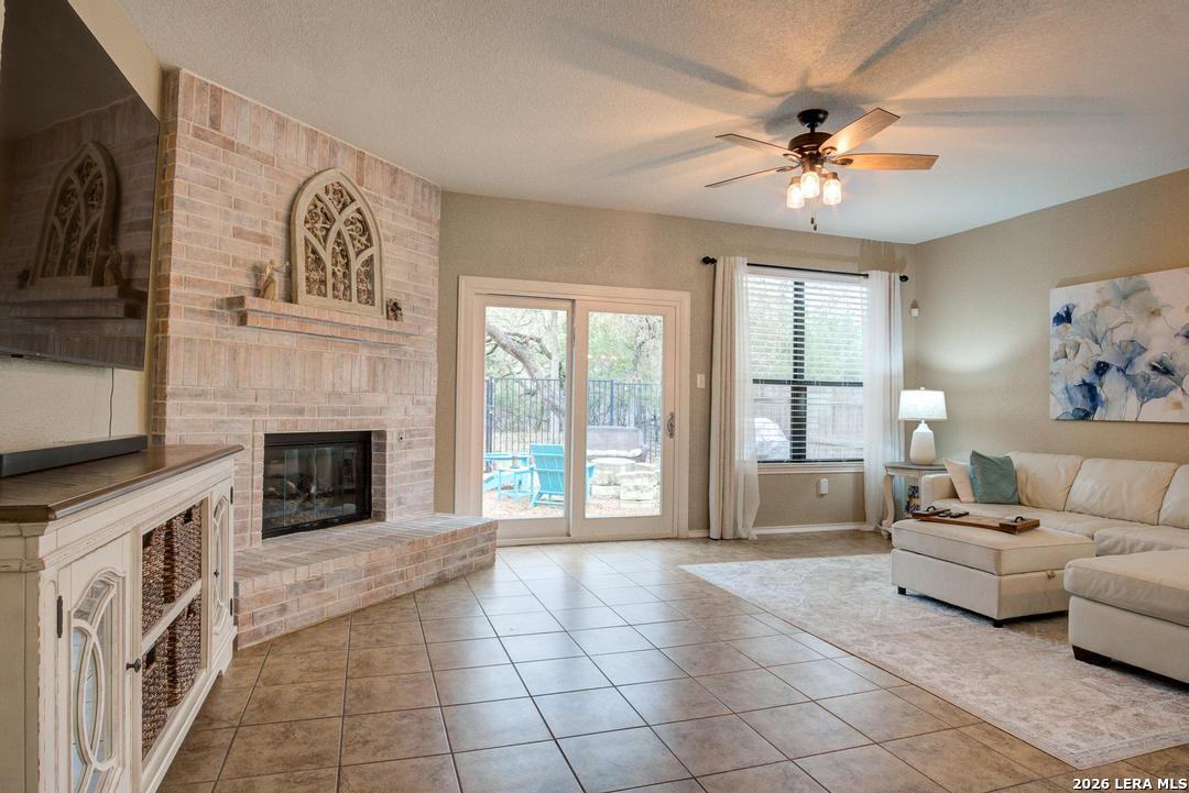 104 Prairie Falcon Boerne, TX 78006 - Photo 5 of 29