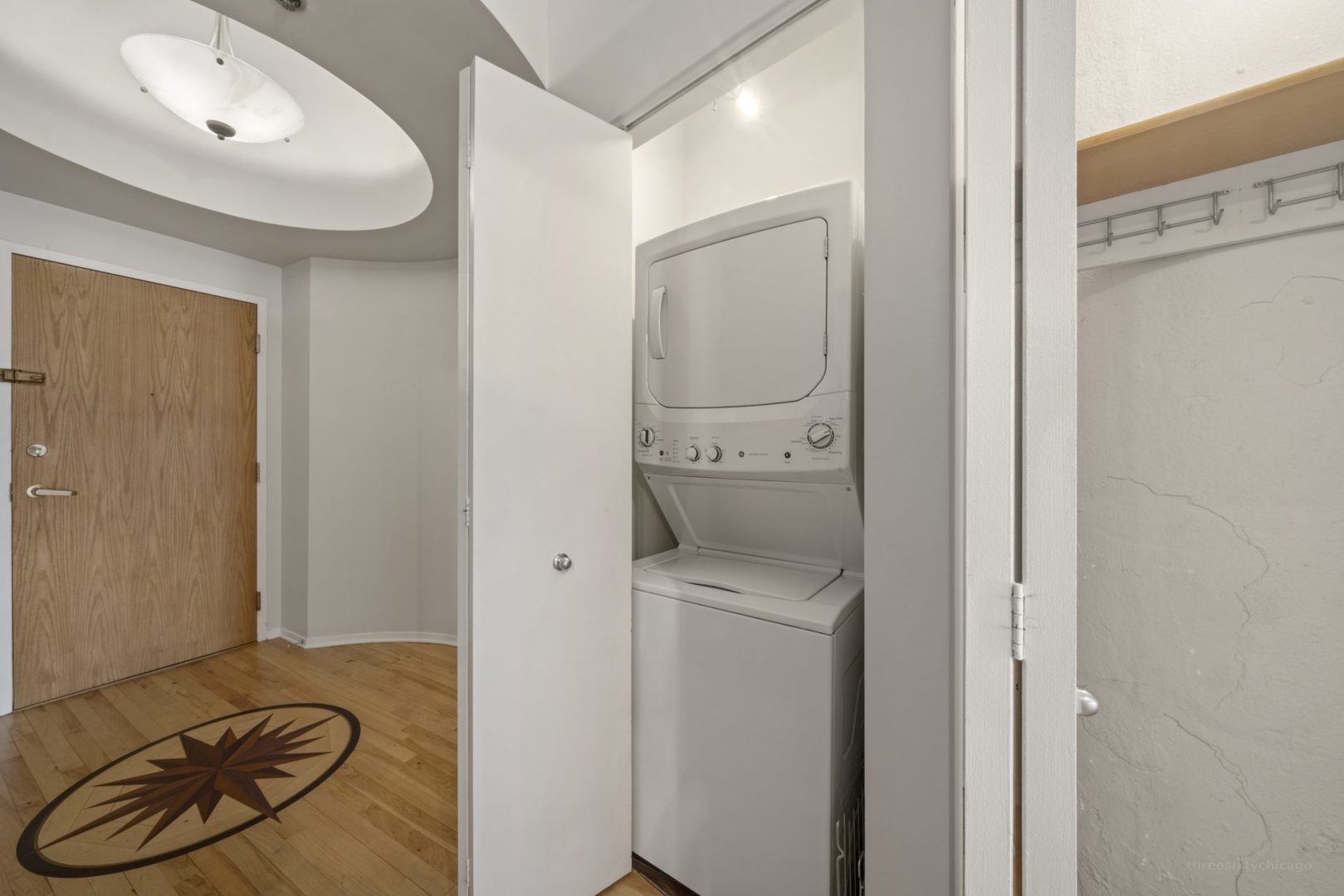 1530 South State Street, Unit 607 Chicago, IL 60605 - Photo 23 of 29 a room with a washer and dryer