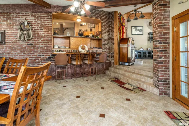 $575,000 | 6694 Shamrock Road, Tamaroa, IL 62888