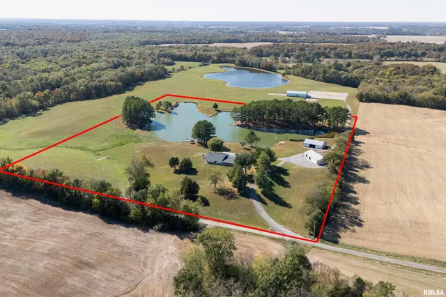 $575,000 | 6694 Shamrock Road, Tamaroa, IL 62888