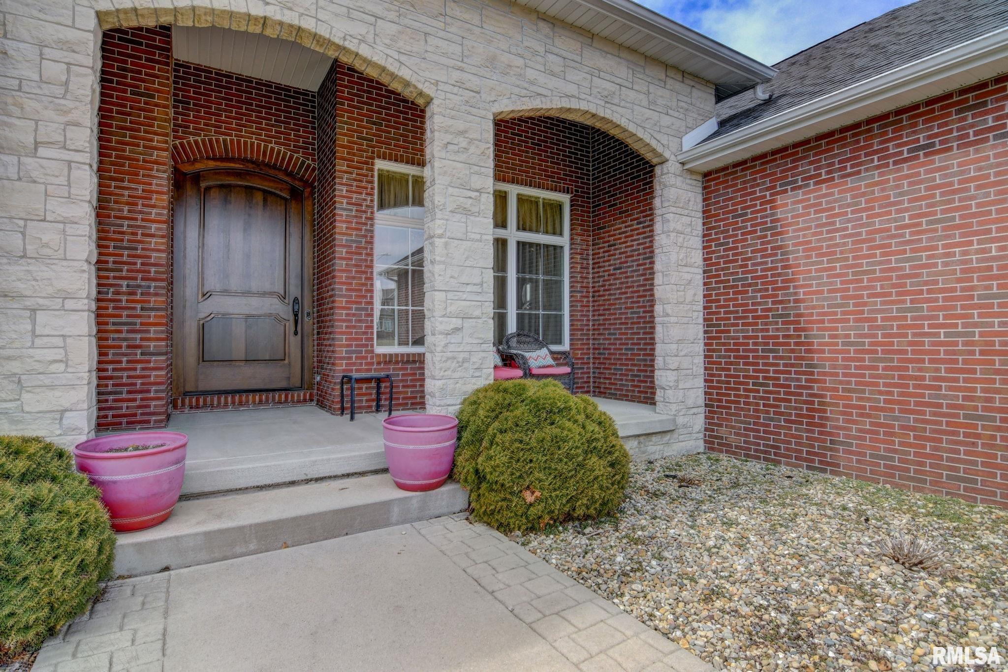 5409 Old Savannah Trail Springfield, IL 62711 - Photo 4 of 52