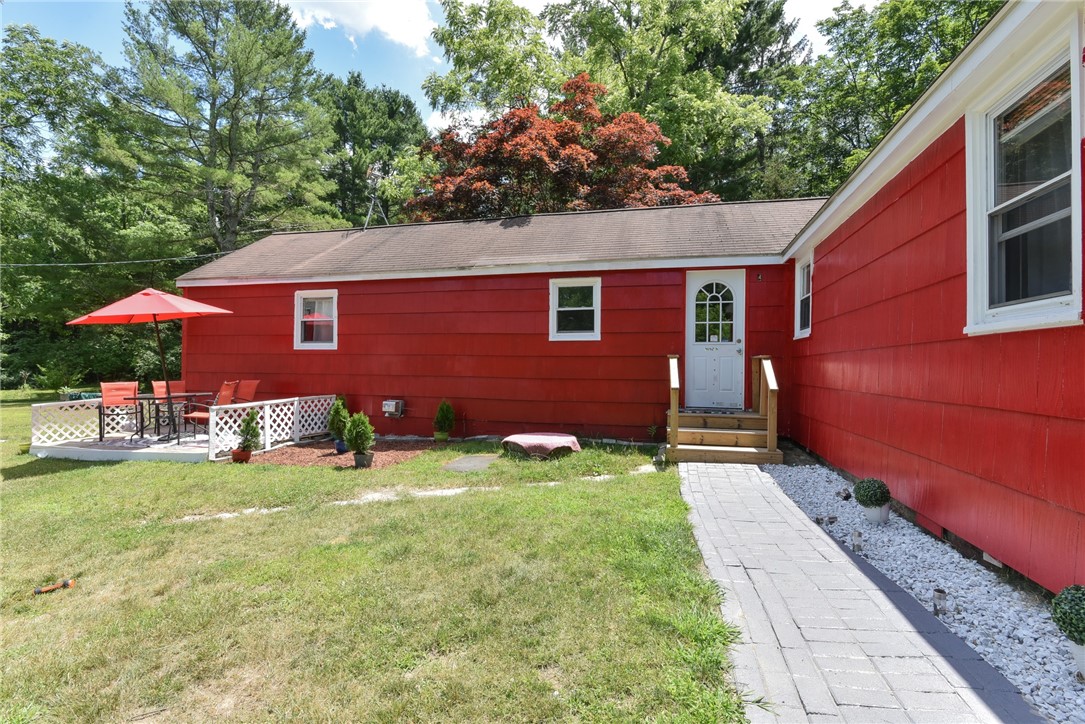 7 Paine Road Foster, RI 02825 - Photo 5 of 30