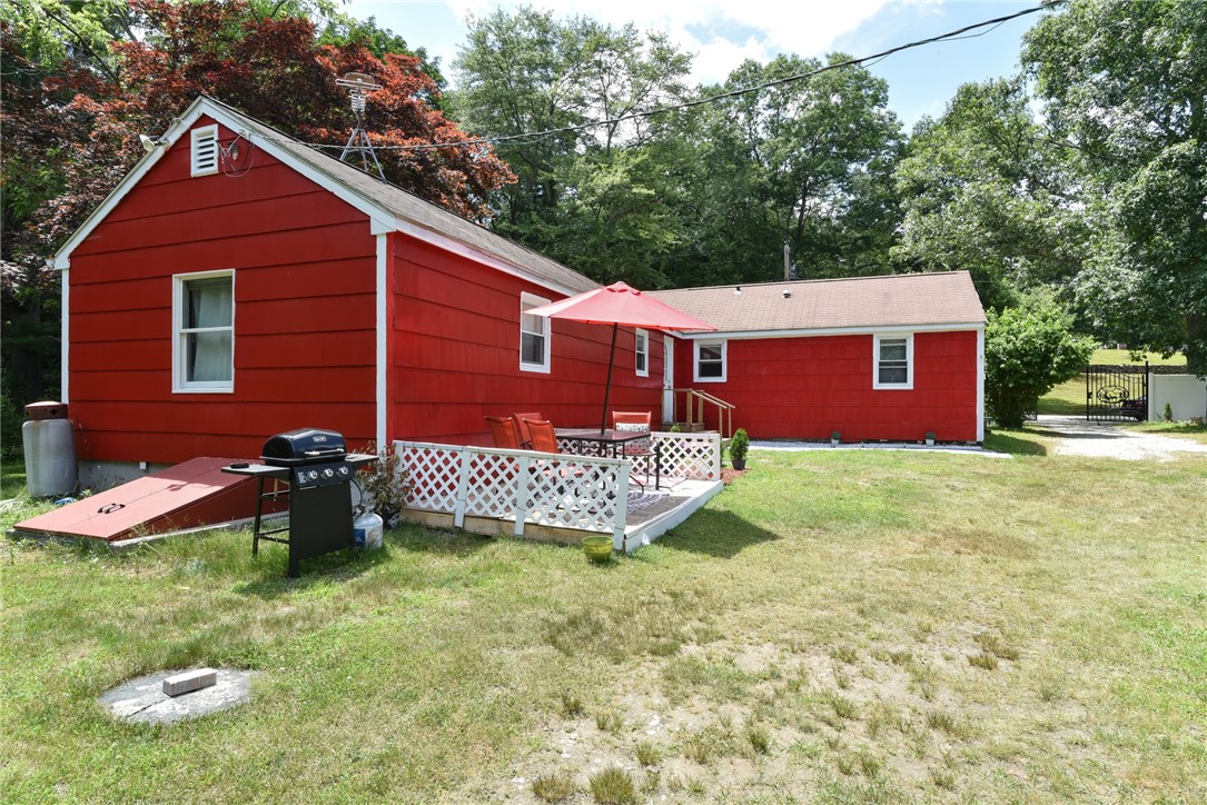 7 Paine Road Foster, RI 02825 - Photo 6 of 30