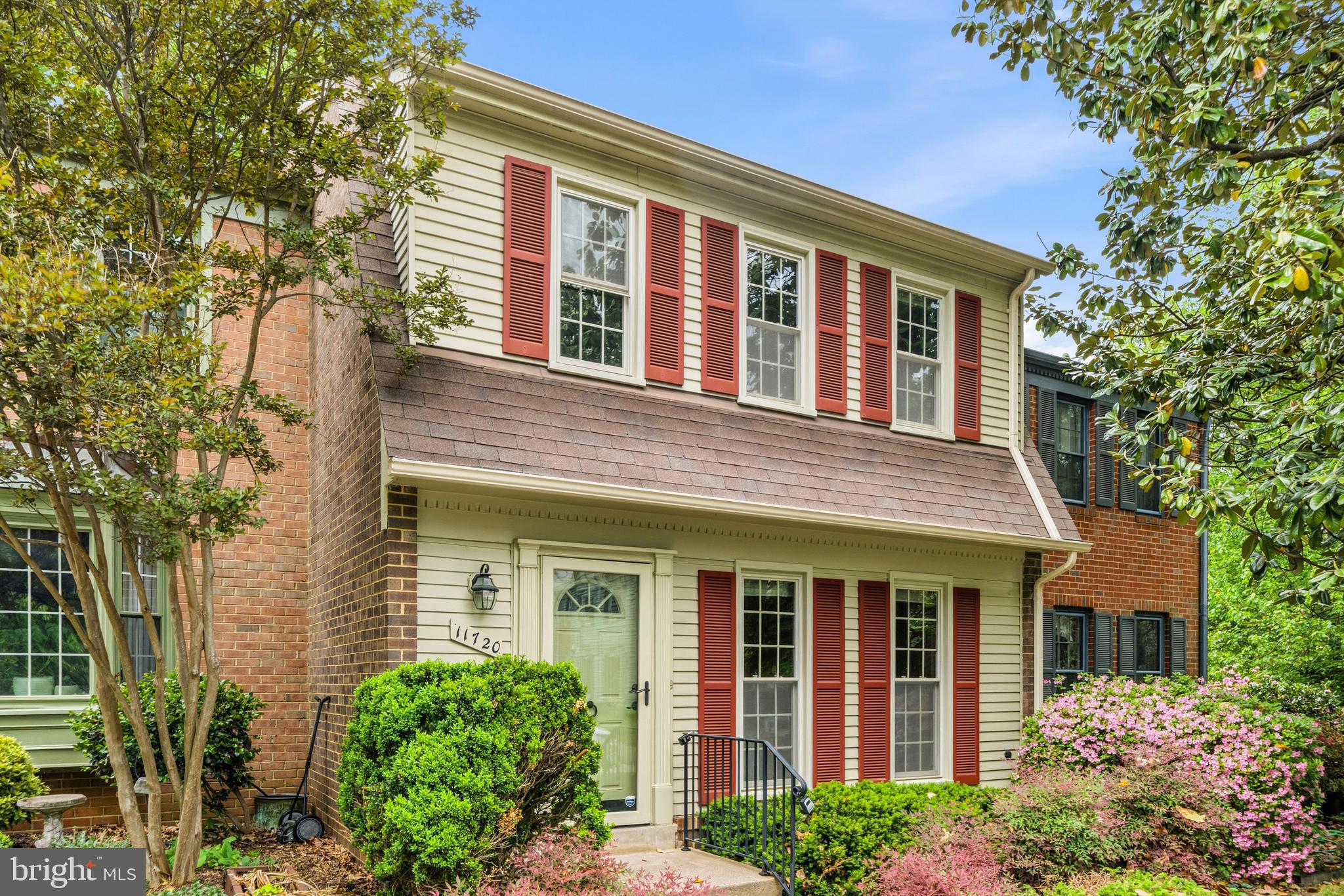 11720 Putting Green Court Reston, VA 20191 - Photo 2 of 63