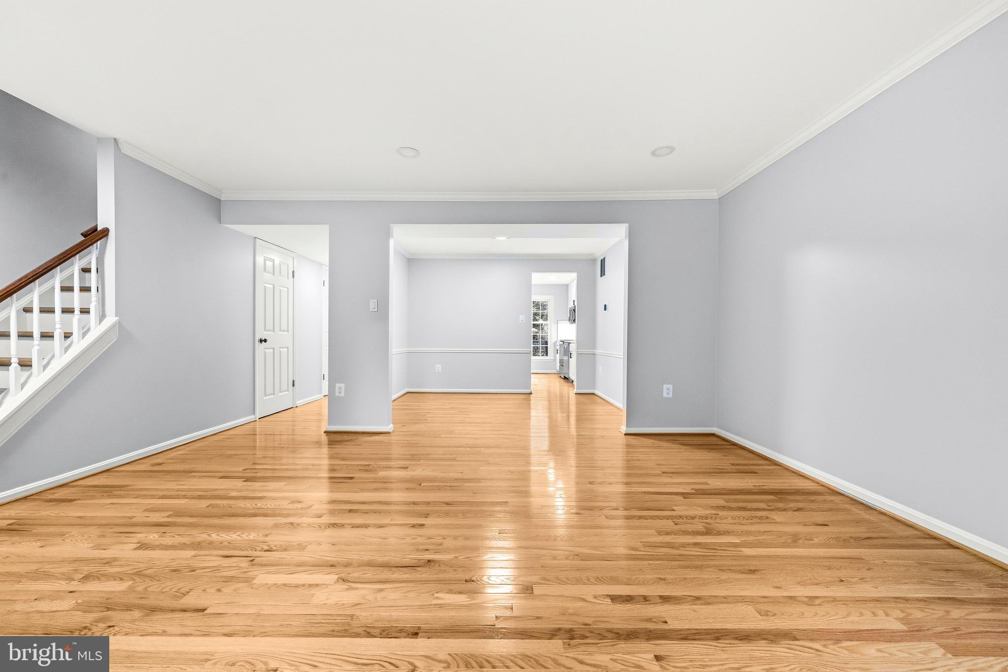 11720 Putting Green Court Reston, VA 20191 - Photo 4 of 63