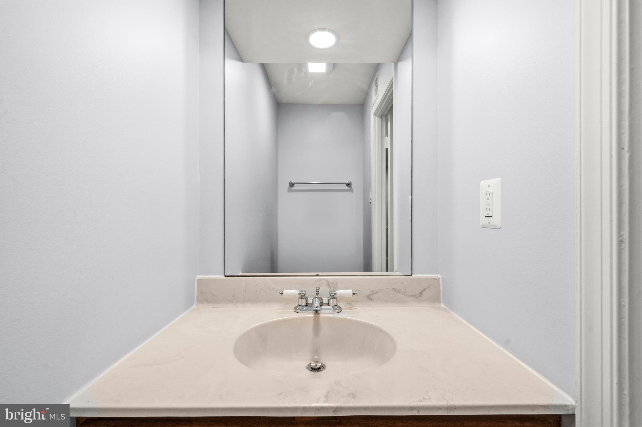 11720 Putting Green Court Reston, VA 20191 - Photo 49 of 63