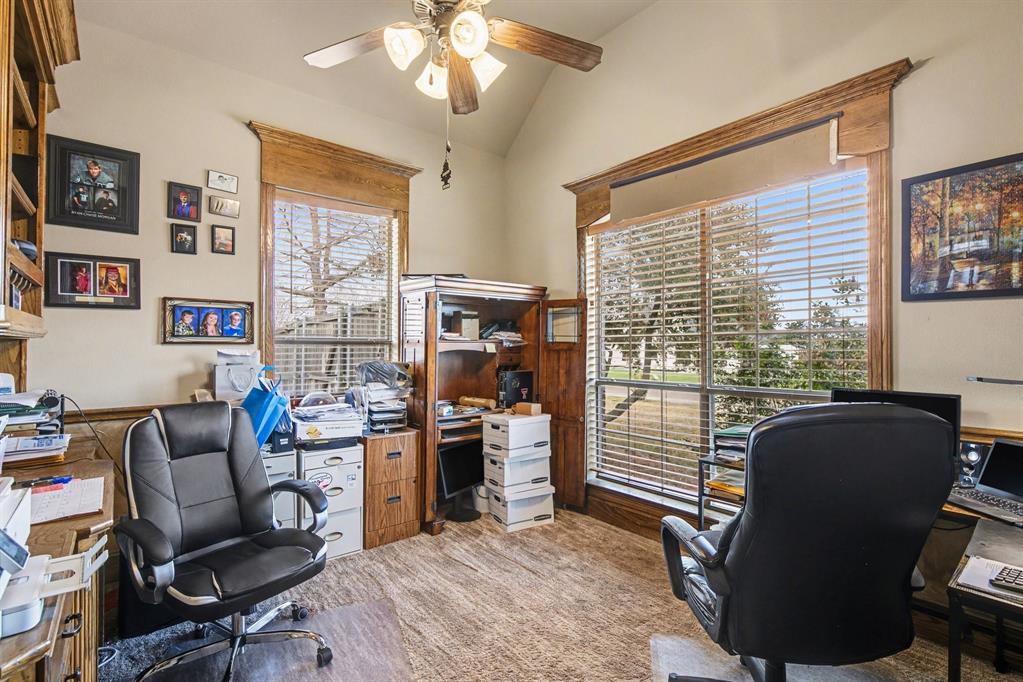 1361 Shallowbend Drive Midlothian, TX 76065 - Photo 22 of 30 a workspace with furniture and a window