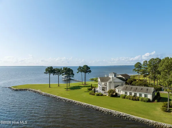 $3,250,000 | 220 Pungo Shore Drive, Belhaven, NC 27810