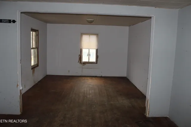 $150,000 | 9329 Tipple Lane, Mascot, TN 37806