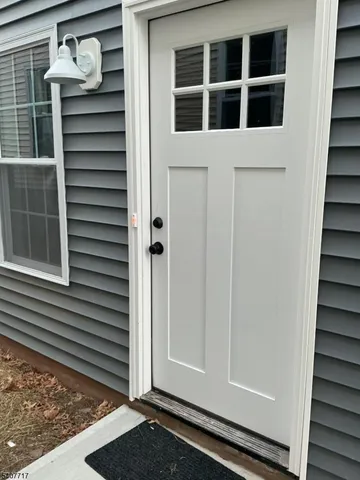 $2,600 | 100 Charlton Avenue, Unit 2, Lodi, NJ 07644