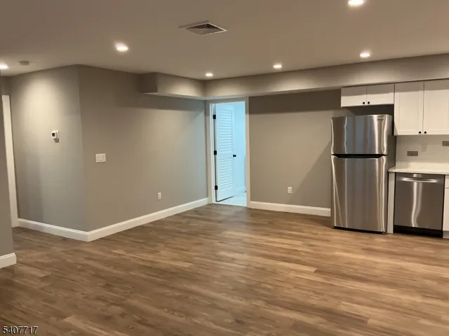 $2,600 | 100 Charlton Avenue, Unit 2, Lodi, NJ 07644