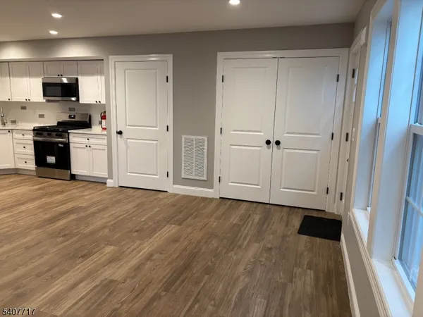$2,500 | 100 Charlton Avenue, Unit 2, Lodi, NJ 07644